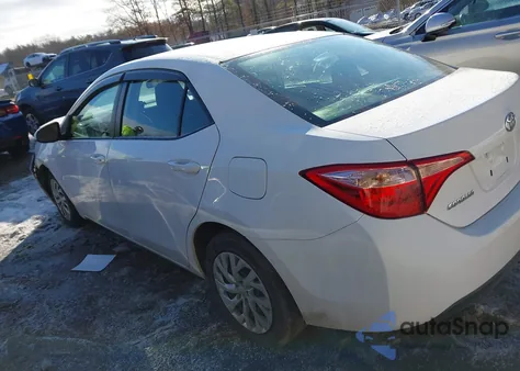 2018 Toyota Corolla Le z USA, uszkodzony, nr VIN 2T1BURHEXJC053104